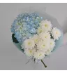 Букет из белых махровых хризантем и голубой гортензии 3
