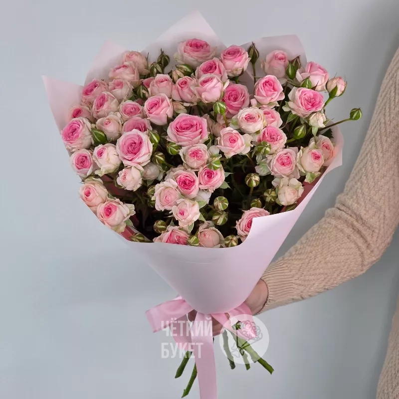 Букет из 9 кустовых розовых роз Кейтлин 3