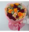 Букет из роз и альстромерий с эвкалиптом  1