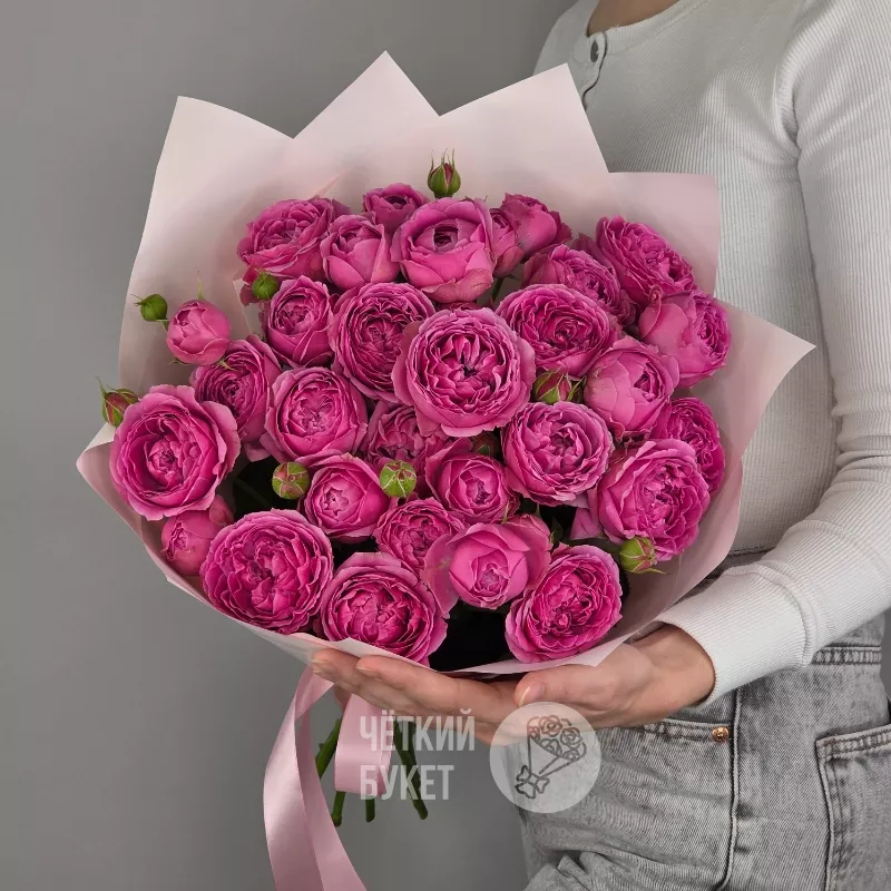 Букет из 9 пионовидных кустовых роз Мисти