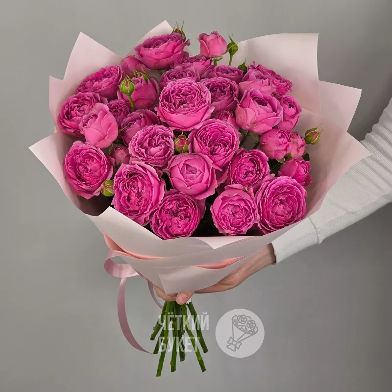 Букет из 9 пионовидных кустовых роз Мисти 3