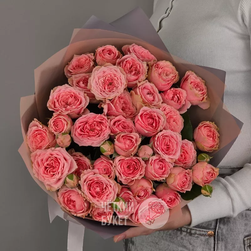 Букет из 9 розовых кустовых роз Спешл Дайменшен 1
