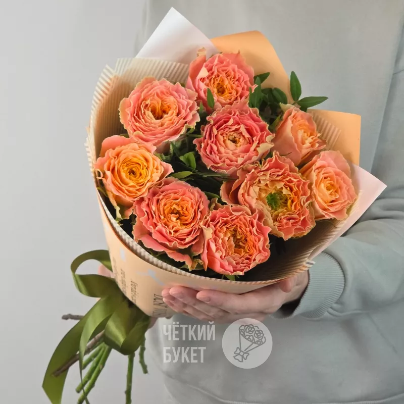 Букет из 9 роз Луиза с фисташкой