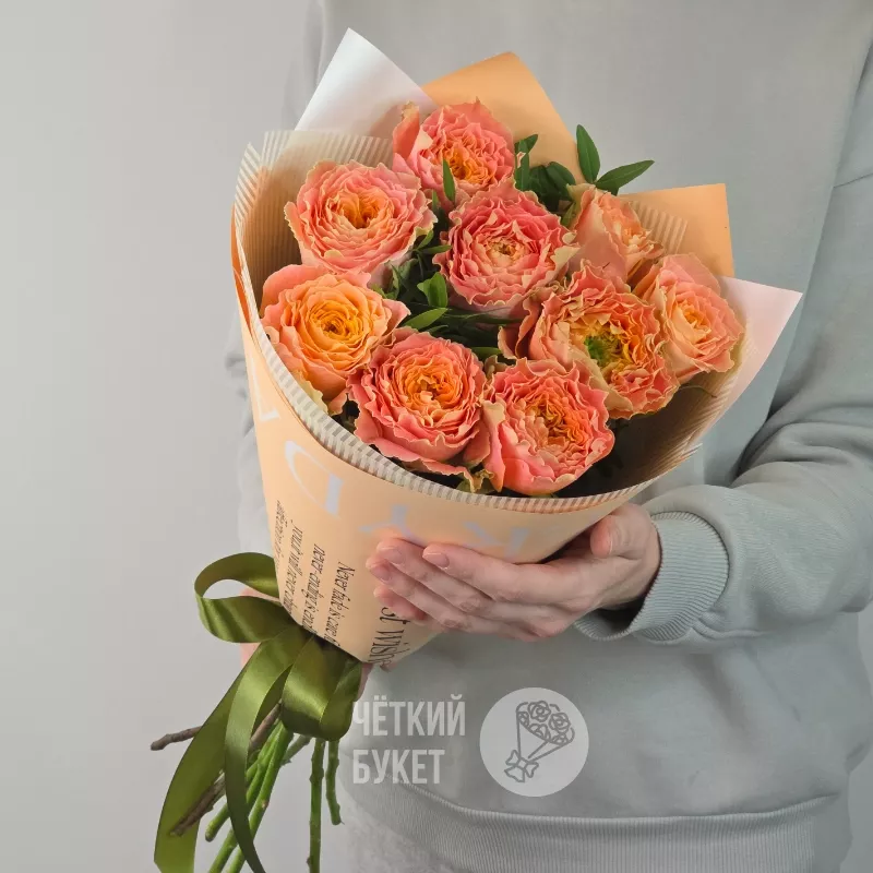 Букет из 9 роз Луиза с фисташкой 1