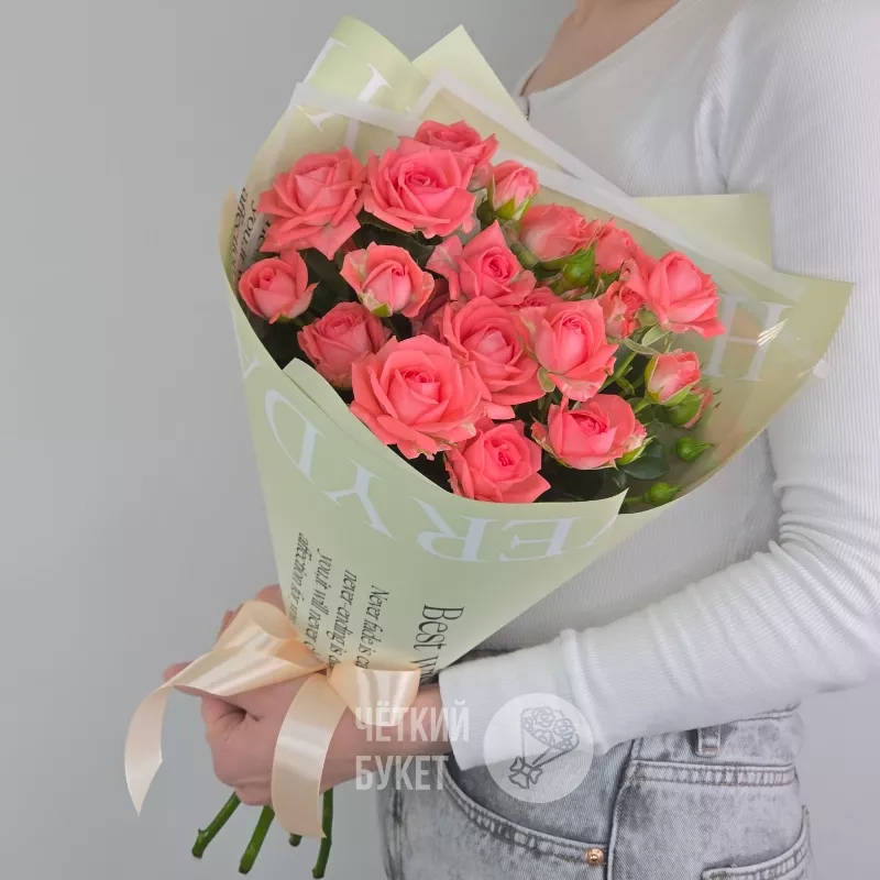 Букет из 7 кустовых коралловых роз Барбадос 1