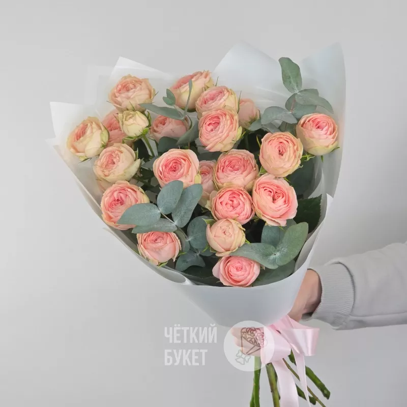 Букет комплимент из 5 кустовых роз Кети с эвкалиптом 2