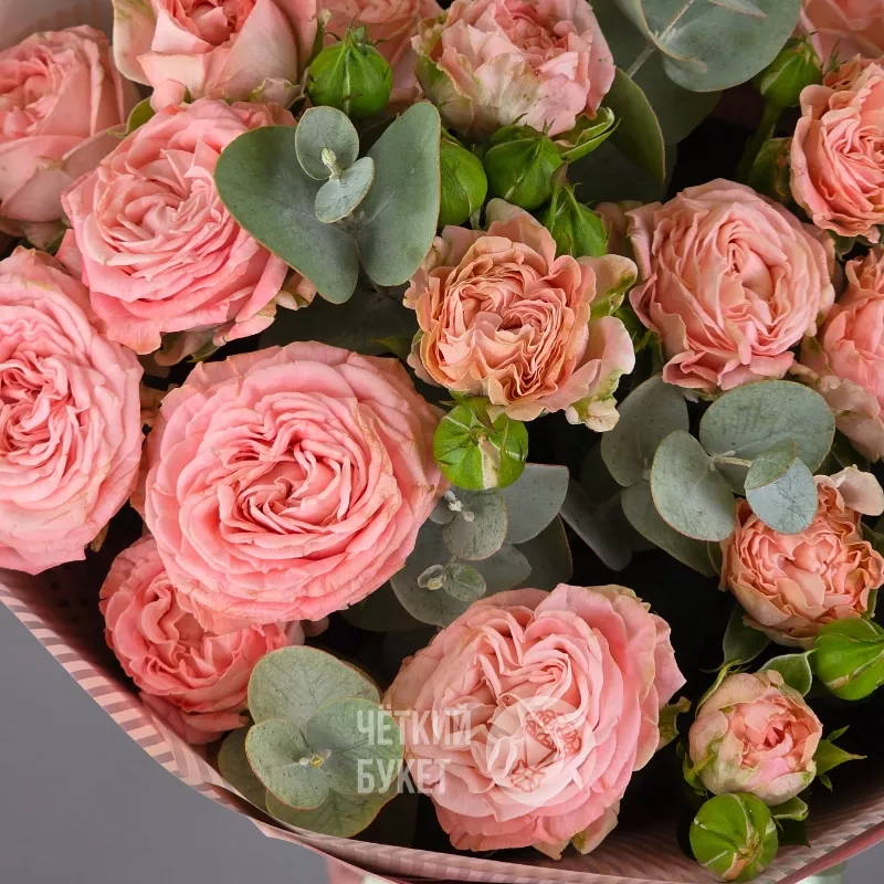 Букет комплемент из 7 пионовидных кустовых роз Мадам Бомбастик 3