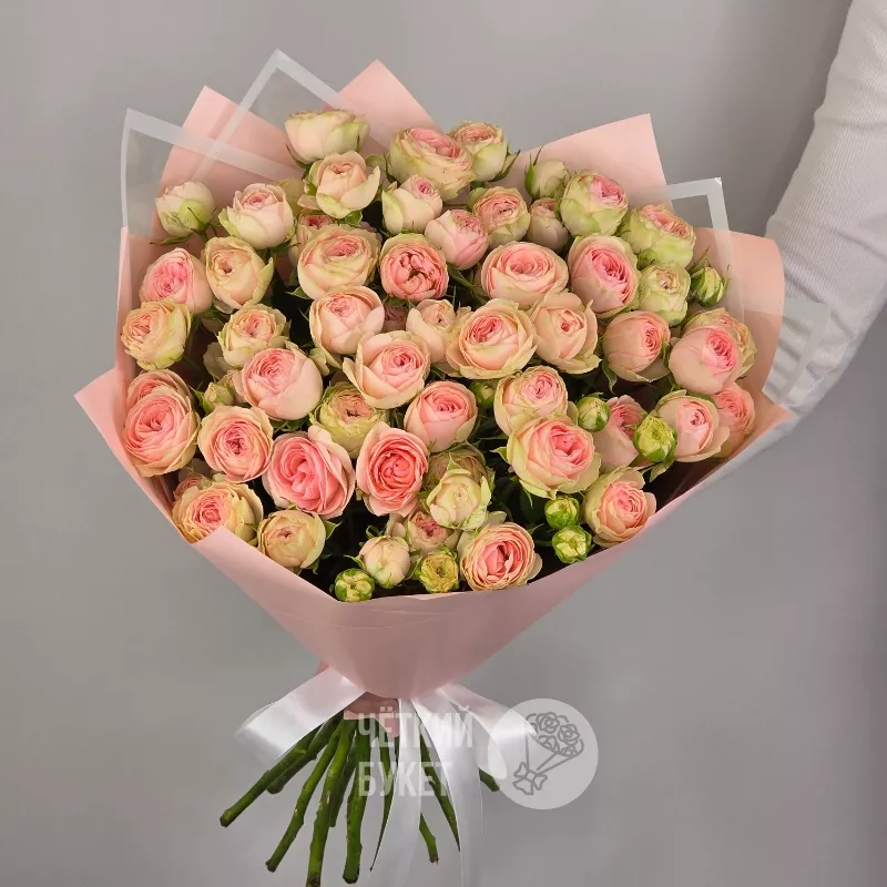 Букет из 15 кустовых роз Кети 1