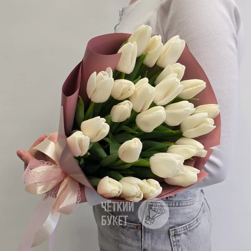 Букет из 25 белых тюльпанов Весна