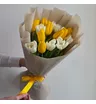 Букет из 15 белых и желтых тюльпанов 1