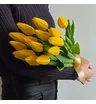 Букет из 15 желтых тюльпанов под ленту 1