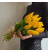 Букет из 15 желтых тюльпанов под ленту