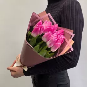 Букет из 15 розовых тюльпанов  от интернет-магазина «Чёткий букет» в Воронеже