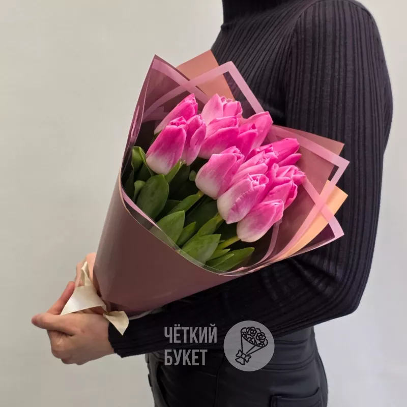 Букет из 15 розовых тюльпанов 