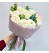 9 белых пионов с эвкалиптом в фоамиране 1