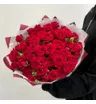 15 красных кустовых роз Ред Дайменшен в бордовом 1
