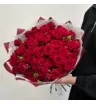 15 красных кустовых роз Ред Дайменшен в бордовом 2