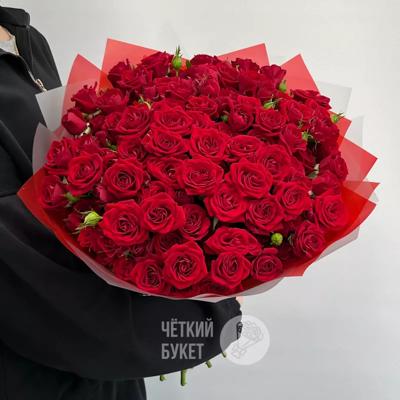 25 красных кустовых роз Ред Дайменшен 2
