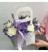 Композиция из крашенных хризантем, гвоздик и лимониума &laquo;Сиреневый Дым&raquo;