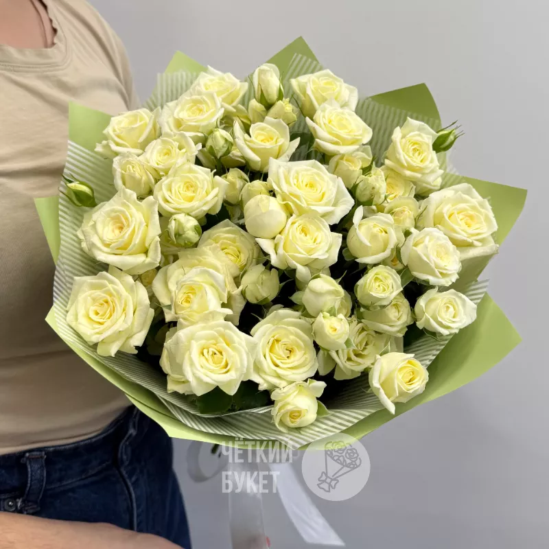 15 белых воздушных кустовых роз Вайт Дайменшн 1