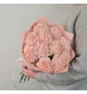 Букет из нежно-розовых гвоздик