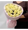 25 белых роз Ивана в розовом