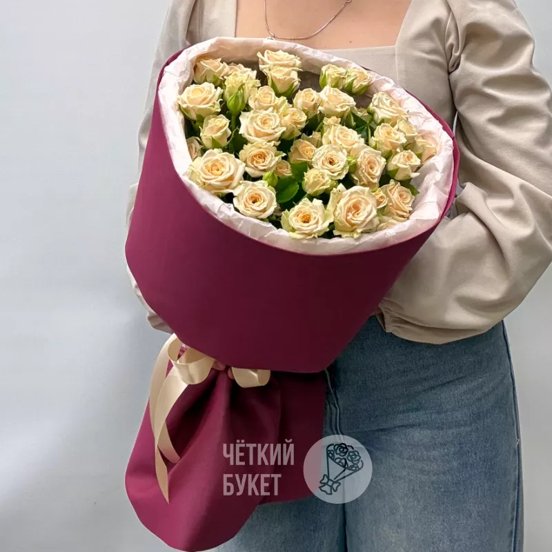 11 кустовых роз Таня в бордовом